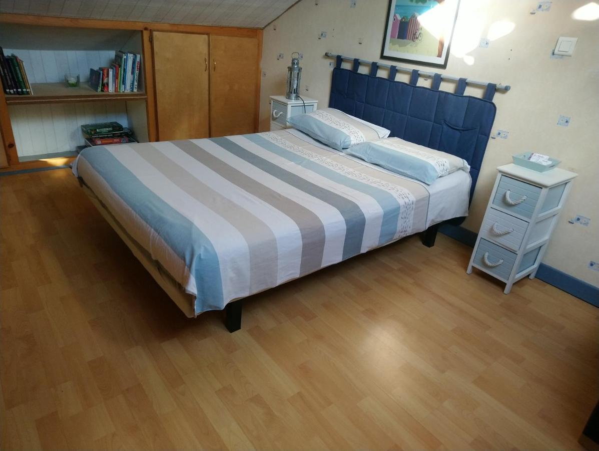 Les Aubretias Bed & Breakfast Fenay Exterior photo